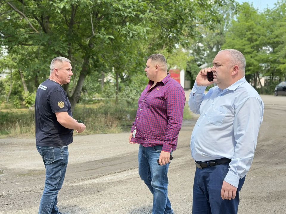 Пока поля республики наливаются колосом, предприятия хлебоприемной и зерноперерабатывающей промышленности завершают последние приготовления к главному событию года — уборочной кампании Пока поля республики наливаются колосом, предприятия хлебоприемной и зерноперерабатывающей промышленности завершают последние приготовления к главному событию года — уборочной кампании