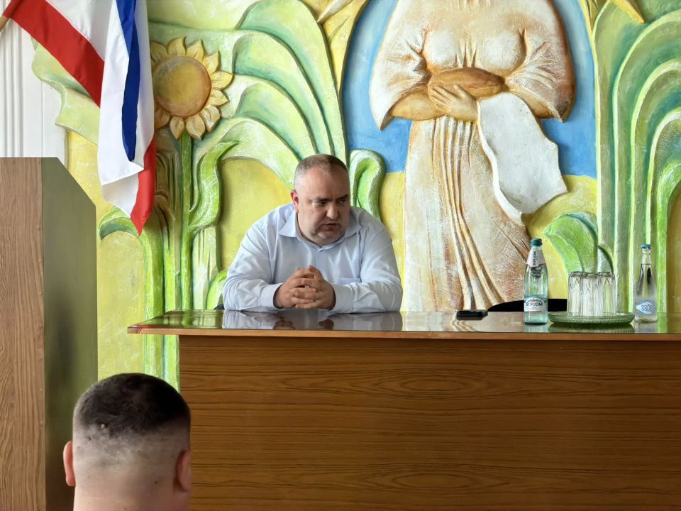 Пока поля республики наливаются колосом, предприятия хлебоприемной и зерноперерабатывающей промышленности завершают последние приготовления к главному событию года — уборочной кампании Пока поля республики наливаются колосом, предприятия хлебоприемной и зерноперерабатывающей промышленности завершают последние приготовления к главному событию года — уборочной кампании