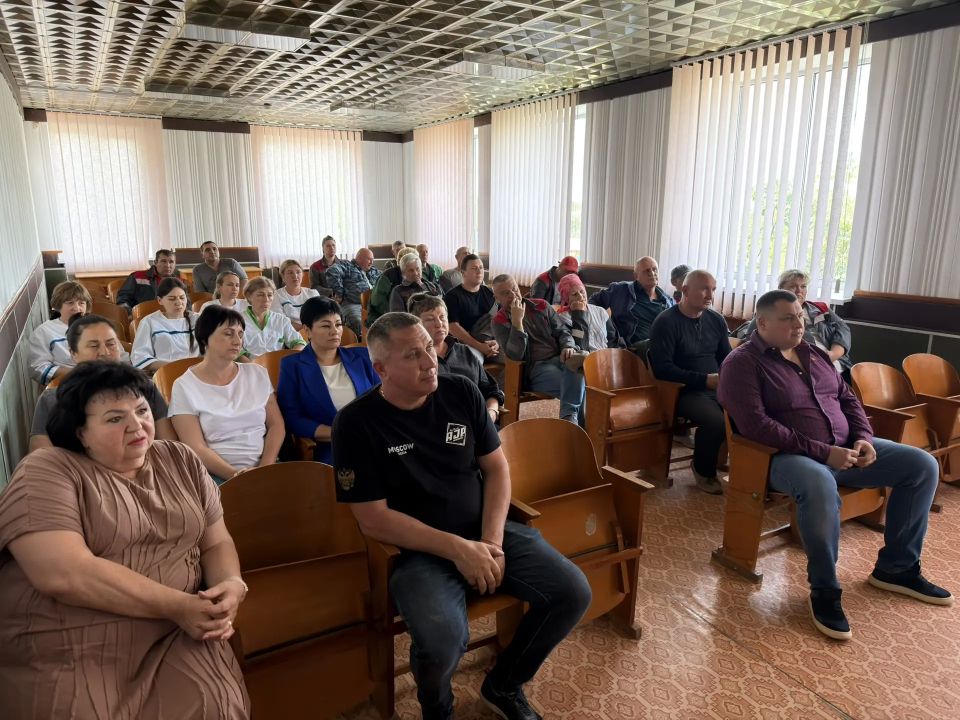 Пока поля республики наливаются колосом, предприятия хлебоприемной и зерноперерабатывающей промышленности завершают последние приготовления к главному событию года — уборочной кампании Пока поля республики наливаются колосом, предприятия хлебоприемной и зерноперерабатывающей промышленности завершают последние приготовления к главному событию года — уборочной кампании