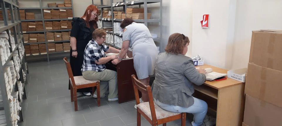 Муниципальный архив города Керчи провел выездную консультацию Муниципальный архив города Керчи провел выездную консультацию