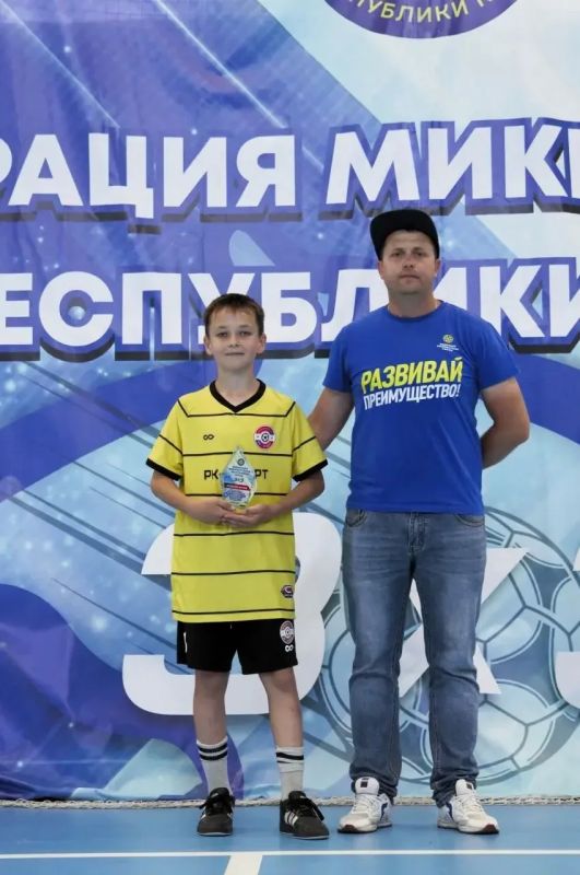 В Крыму прошло Первенство Республики по микрофутзалу В Крыму прошло Первенство Республики по микрофутзалу