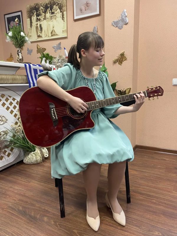 В Ялтинском городском отделе ЗАГС также с размахом стартовал свадебный сезон В Ялтинском городском отделе ЗАГС также с размахом стартовал свадебный сезон