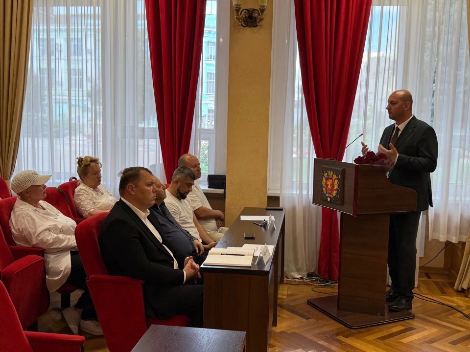 Иван Кошель: Благодарю за поддержку всех керчан, депутатов Керченского городского совета за оказанное доверие Иван Кошель: Благодарю за поддержку всех керчан, депутатов Керченского городского совета за оказанное доверие