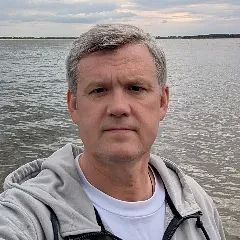 Сергей Мардан: То, что секретный визит легендарного Р.А.Абрамовича в Киев внезапно стал несекретным, обещает драматические изменения как в роли пресловутой Семьи в российской политике, так и в методах ведения СВО
