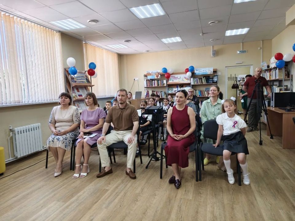 В Белогорске открыли районную детскую библиотеку имени Аркадия Гайдара после капитального ремонта
