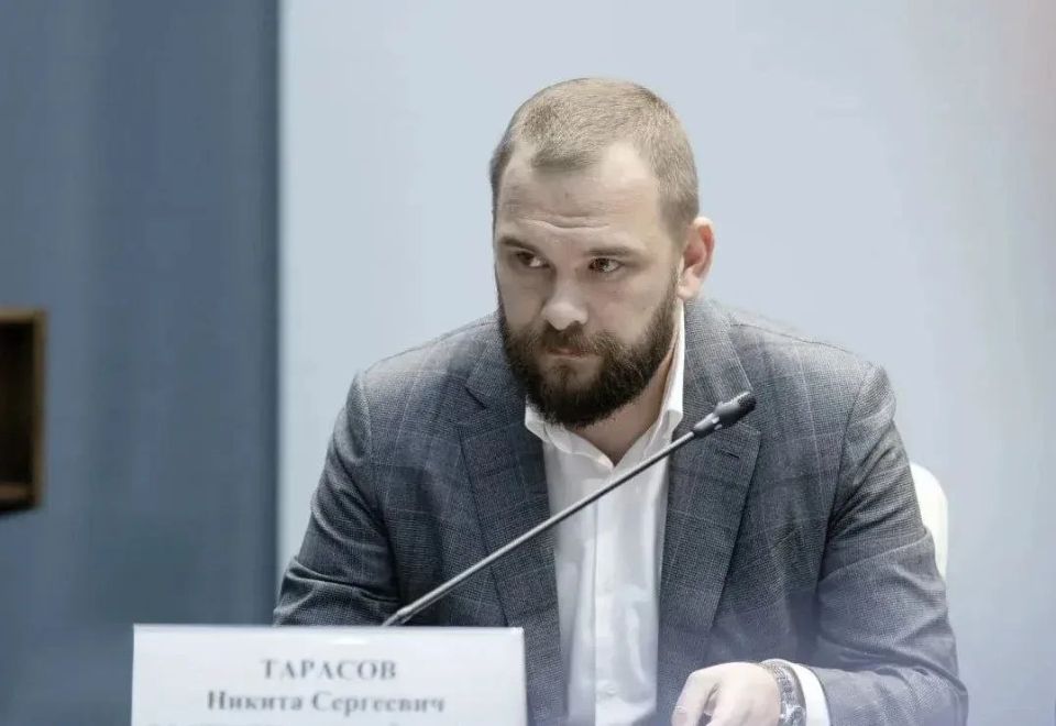 Галина Огнёва: Поздравляю с Днём рождения министра жилищной политики и государственного строительного надзора Республики Крым Никиту Сергеевича Тарасова!