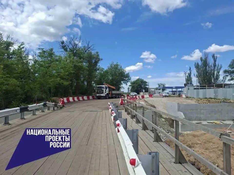 В Нижнегорском районе продолжается реконструкция моста Уютное — Зоркино — Чкалово В Нижнегорском районе продолжается реконструкция моста Уютное — Зоркино — Чкалово