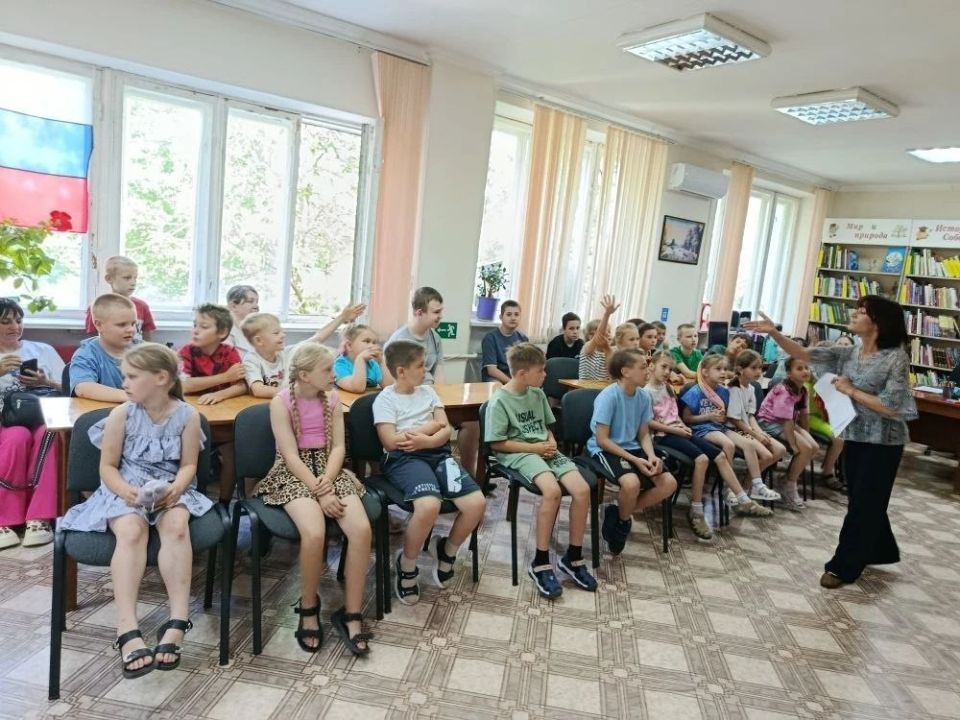 Александр Соколовский: В районной детской библиотеке состоялось увлекательное мероприятие «Игры народов России», организованное для воспитанников летнего пришкольного лагеря Первомайской школы № 1 Александр Соколовский: В районной детской библиотеке состоялось увлекательное мероприятие «Игры народов России», организованное для воспитанников летнего пришкольного лагеря Первомайской школы № 1