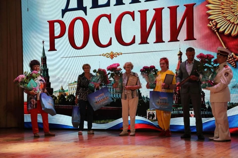 Галина Огнёва: Сила России – в людях: Празднование Дня России в Алуште Галина Огнёва: Сила России – в людях: Празднование Дня России в Алуште