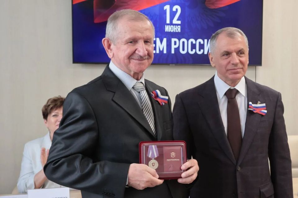 Владимир Константинов: Для крымчан День России — важный, символический праздник Владимир Константинов: Для крымчан День России — важный, символический праздник
