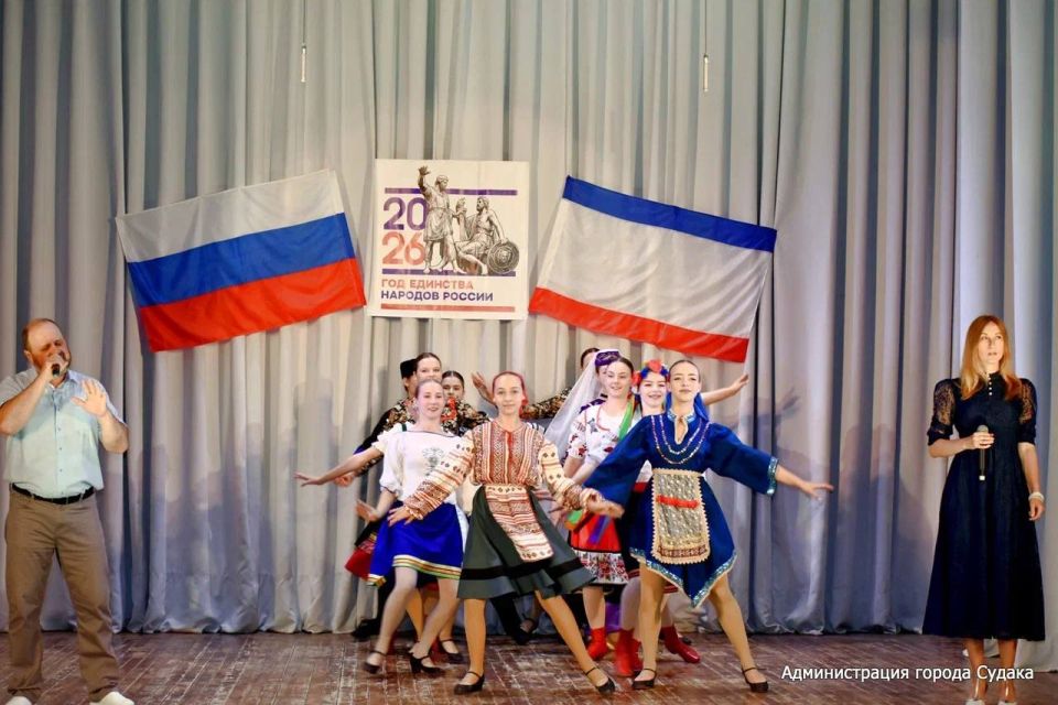 Кирилл Чебышев: Сегодня, накануне Дня России, принял участие в торжественном мероприятии, посвящённом главному государственному празднику нашей страны, которое состоялось в Доме культуры «Долина роз»