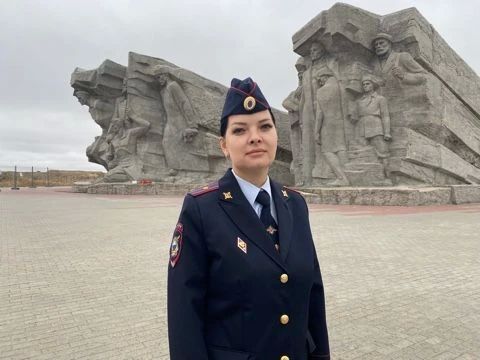 Полицейские Керчи присоединяются к онлайн-акции «Моя полиция – моя Россия» Полицейские Керчи присоединяются к онлайн-акции «Моя полиция – моя Россия»