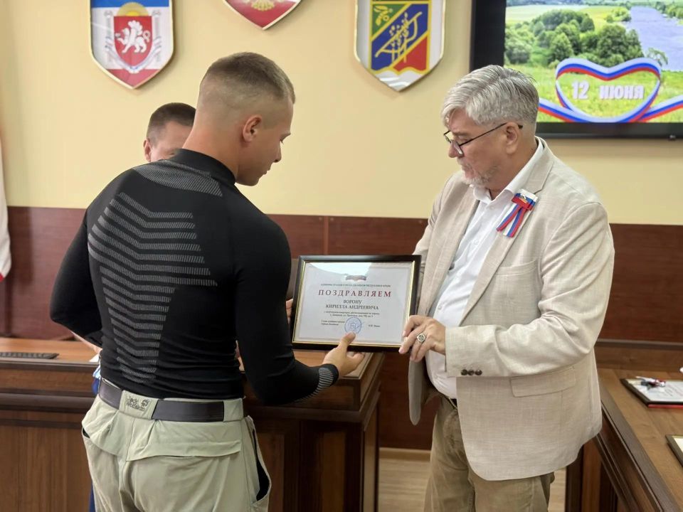 В преддверии Дня России для пяти жителей Джанкоя из числа детей-сирот и детей, оставшихся без попечения родителей, произошло долгожданное и радостное событие – они получили ключи от благоустроенных квартир В преддверии Дня России для пяти жителей Джанкоя из числа детей-сирот и детей, оставшихся без попечения родителей, произошло долгожданное и радостное событие – они получили ключи от благоустроенных квартир