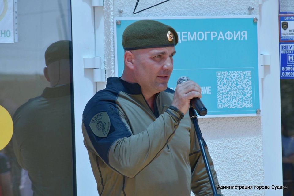 Кирилл Чебышев: В День России в физкультурно-оздоровительном комплексе «Судак» состоялась торжественная церемония открытия мемориальной доски в память о подполковнике войск Национальной гвардии Российской Федерации Олеге... Кирилл Чебышев: В День России в физкультурно-оздоровительном комплексе «Судак» состоялась торжественная церемония открытия мемориальной доски в память о подполковнике войск Национальной гвардии Российской Федерации Олеге...