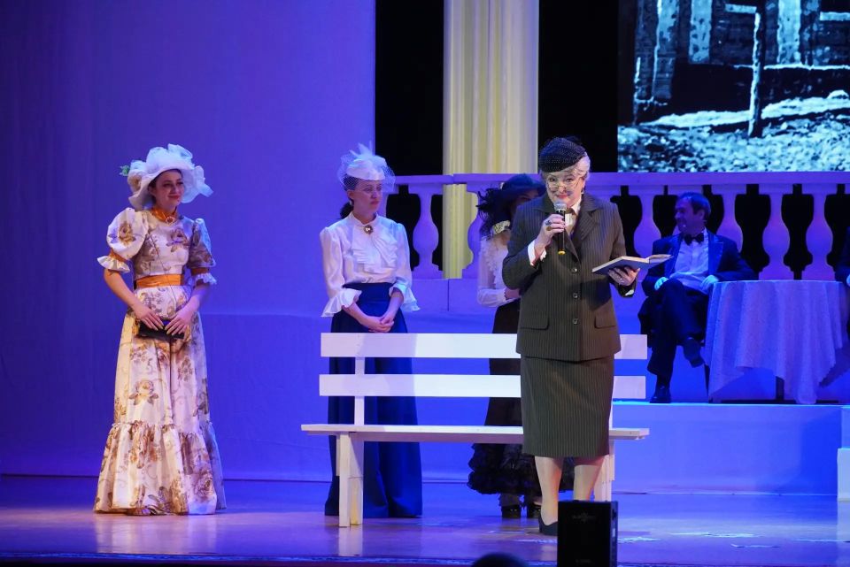 И. о. главы администрации Керчи Иван Кошель вместе с председателем Керченского городского совета Денисом Колесником принял участие в торжественной церемонии закрытия 28-го Международного фестиваля античного искусства... И. о. главы администрации Керчи Иван Кошель вместе с председателем Керченского городского совета Денисом Колесником принял участие в торжественной церемонии закрытия 28-го Международного фестиваля античного искусства...