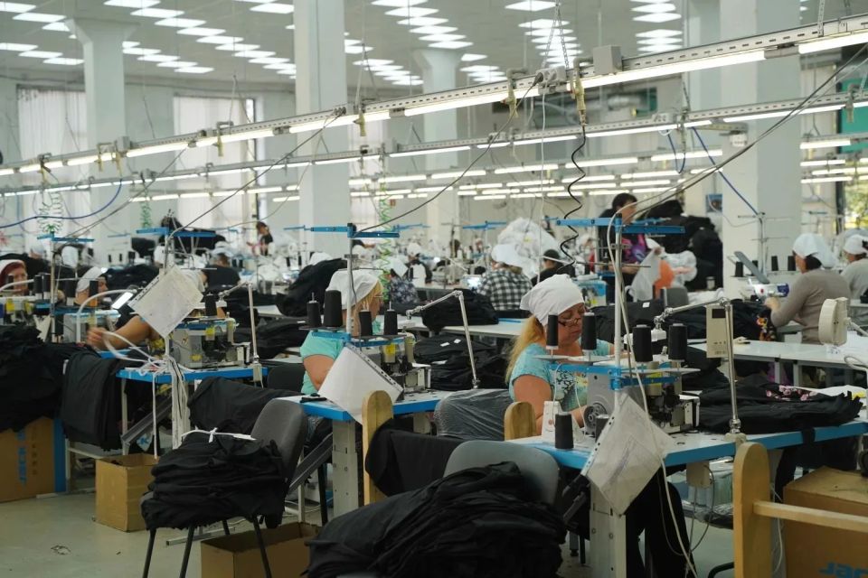 Уважаемые работники текстильной и легкой промышленности Республики Крым! Уважаемые работники текстильной и легкой промышленности Республики Крым!