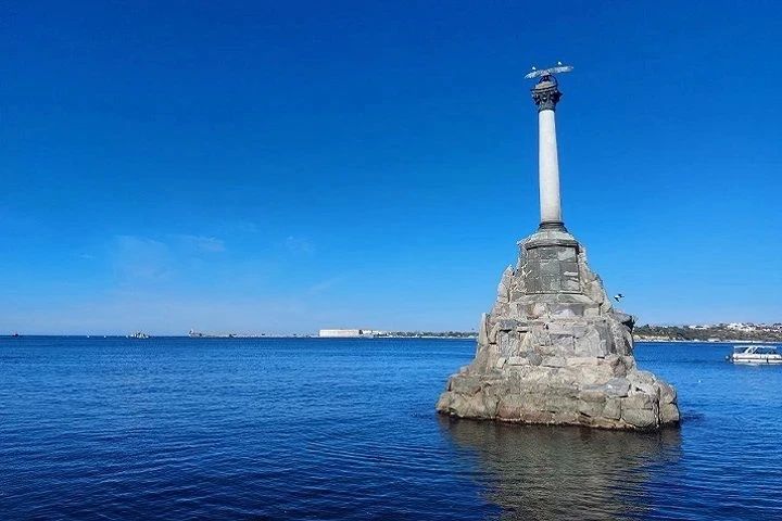 Неприступный для врагов: Севастополь празднует День основания города