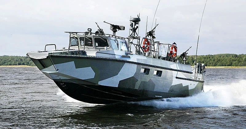 БК-16 оснастили барокамерой для обеспечения работ водолазов