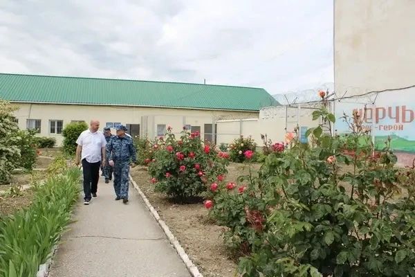 Иван Кошель: С целью ознакомления с производственными площадями, а также с условиями содержания лиц, отбывающих наказание в исправительном учреждении посетил исправительную колонию № 2 УФСИН России по Республике Крым и... Иван Кошель: С целью ознакомления с производственными площадями, а также с условиями содержания лиц, отбывающих наказание в исправительном учреждении посетил исправительную колонию № 2 УФСИН России по Республике Крым и...