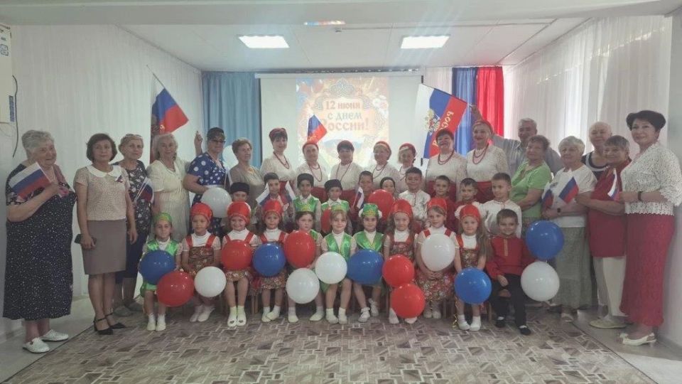 День России отметили в учреждениях соцобслуживания Крыма