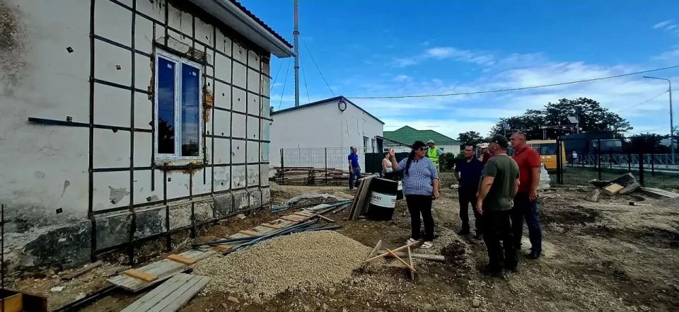 В Джанкойском районе продолжается капитальный ремонт Домов культуры В Джанкойском районе продолжается капитальный ремонт Домов культуры