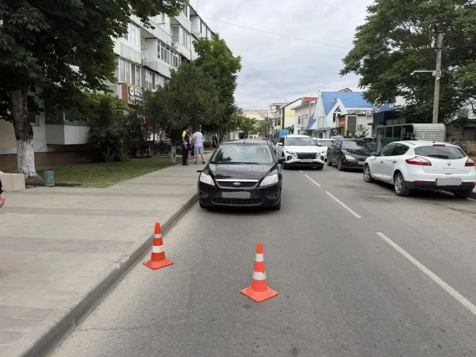 3-летний ребенок попал под колеса легковушки в Саках – его госпитализировали с травмами 3-летний ребенок попал под колеса легковушки в Саках – его госпитализировали с травмами