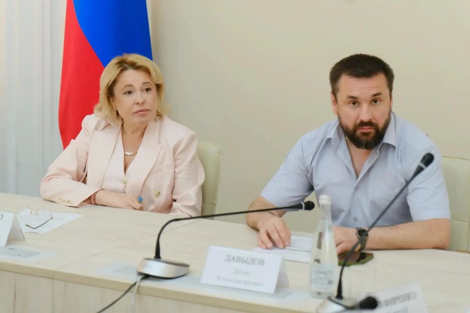 Янина Павленко: Рабочая неделя сегодня стартовала с аппаратного совещания