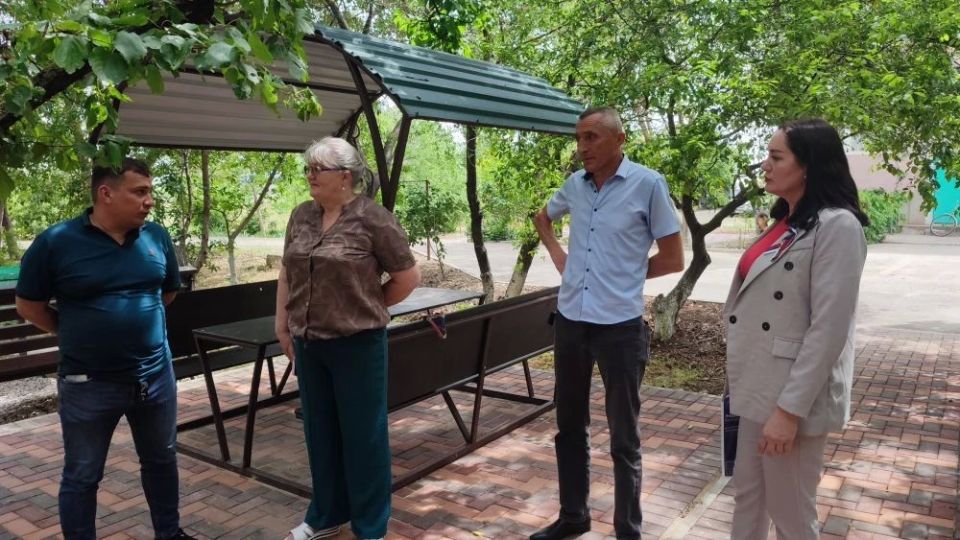 Прошла встреча жителей МКД по ул. Кржижановского пгт Октябрьское с представителями власти и управляющей компанией Прошла встреча жителей МКД по ул. Кржижановского пгт Октябрьское с представителями власти и управляющей компанией