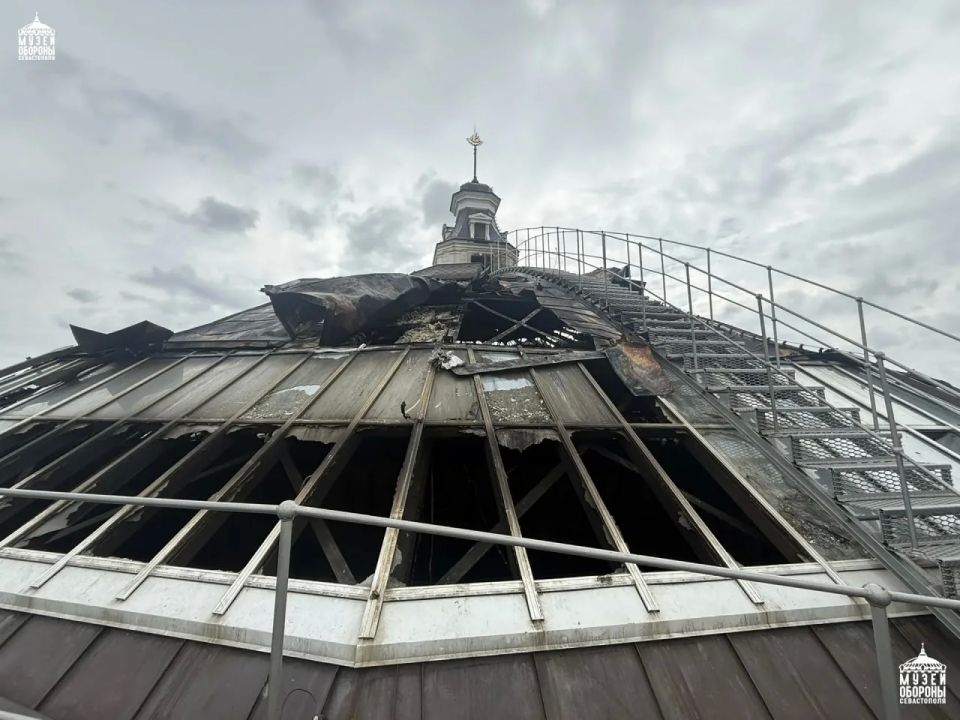 Более 90% полотна панорамы обороны Севастополя утрачено в результате атаки ВСУ, сообщили в музее Более 90% полотна панорамы обороны Севастополя утрачено в результате атаки ВСУ, сообщили в музее
