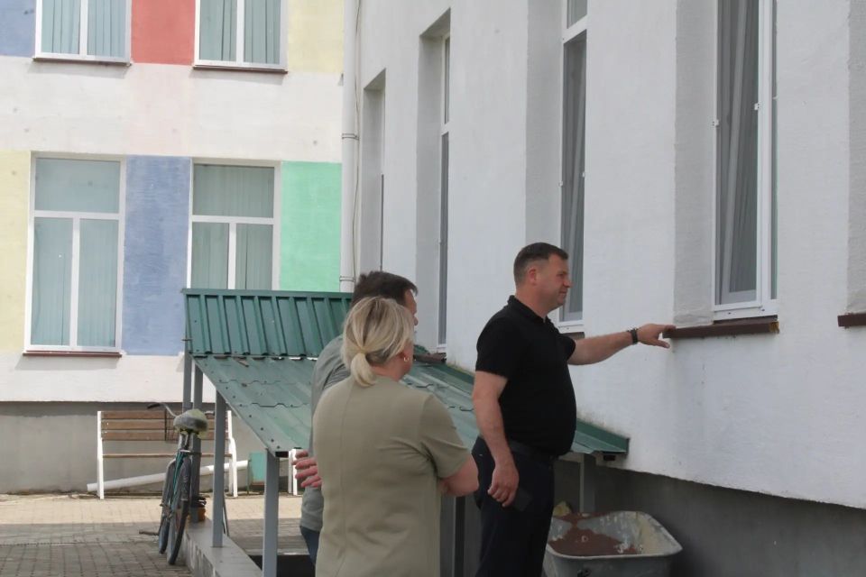 Игорь Крутьков: Сегодня я посетил детский сад в селе Приозерное, где пообщался с заведующей Натальей Синявской