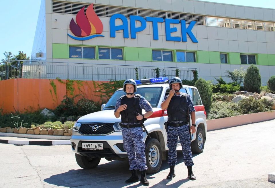 Международный детский центр «Артек» отмечает 101-ю годовщину со дня образования Международный детский центр «Артек» отмечает 101-ю годовщину со дня образования