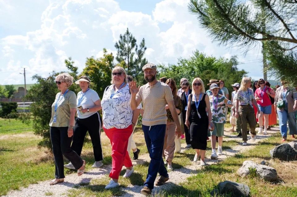 В Академии «Меганом» разработали новые гастроэкскурсии В Академии «Меганом» разработали новые гастроэкскурсии