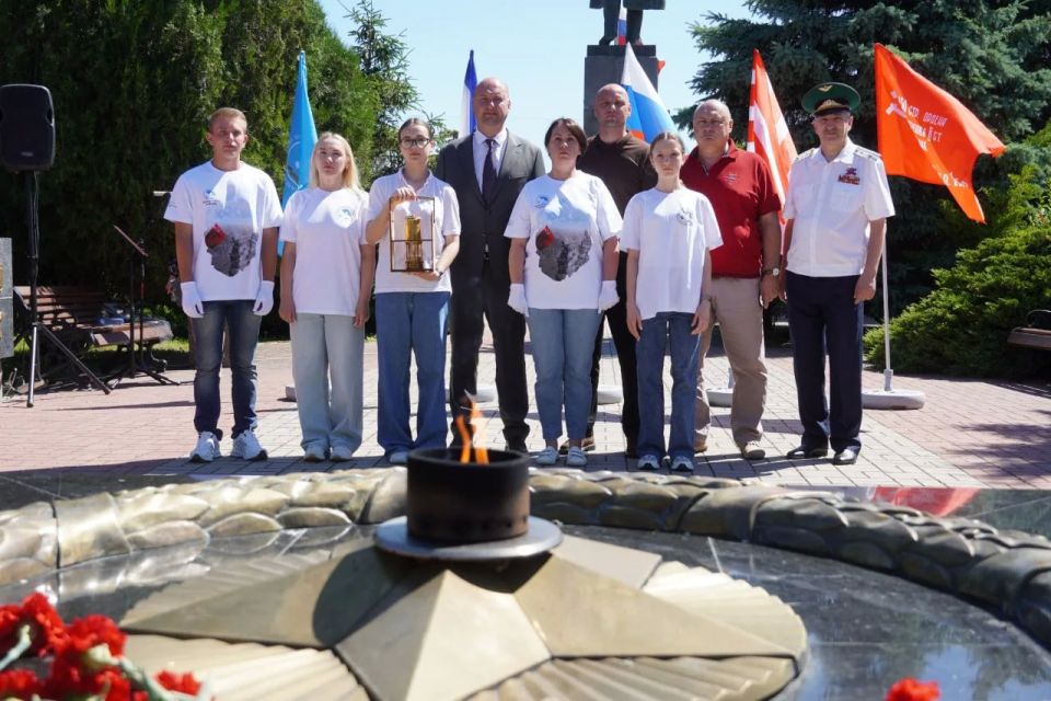 Керчь присоединилась к патриотической акции «Путь Победы» Керчь присоединилась к патриотической акции «Путь Победы»