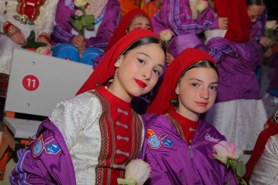 Больше 4 тыс. детей и взрослых из разных регионов России и 13 зарубежных стран отметили 101-летие «Артека» на арене образовательного центра Больше 4 тыс. детей и взрослых из разных регионов России и 13 зарубежных стран отметили 101-летие «Артека» на арене образовательного центра