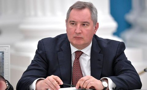 Дмитрий Рогозин: Сегодня в Симферополе повстречался с главой Республики Крым, моим другом Сергеем Аксёновым