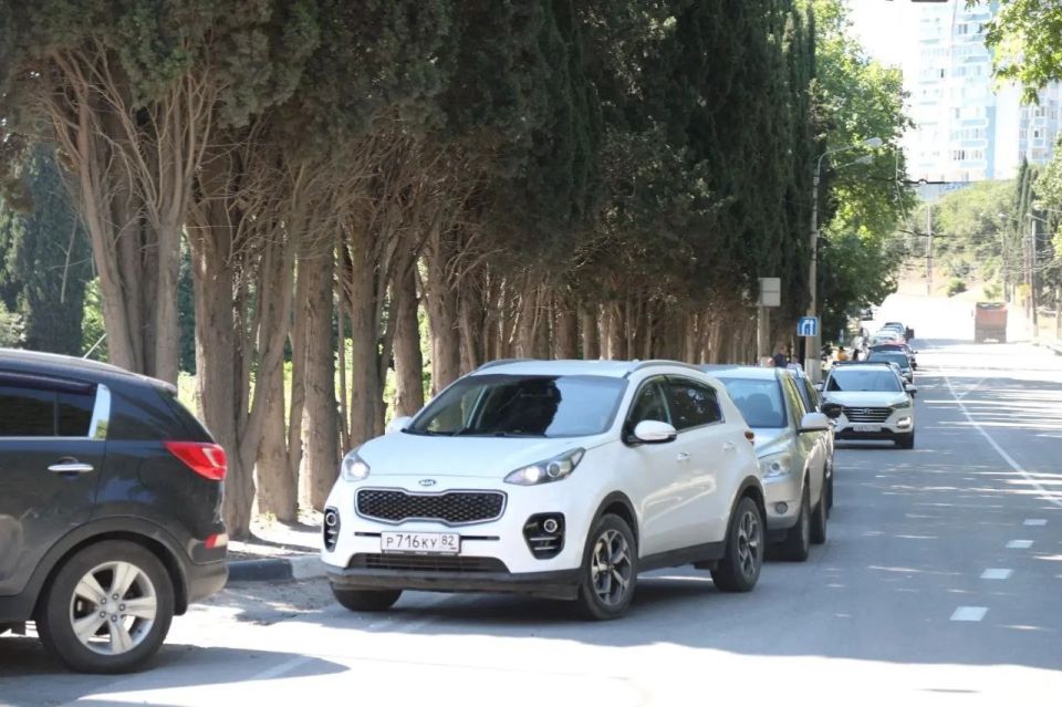 Галина Огнёва: Проверила работу автозаправочных станций "АТАН" (ул Галина Огнёва: Проверила работу автозаправочных станций "АТАН" (ул