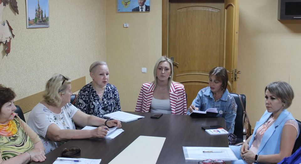 Заместитель главы администрации Сакского района Светлана Дорошенко провела очередное заседание Межведомственной комиссии по поддержке участников специальной военной операции и членов их семей Заместитель главы администрации Сакского района Светлана Дорошенко провела очередное заседание Межведомственной комиссии по поддержке участников специальной военной операции и членов их семей