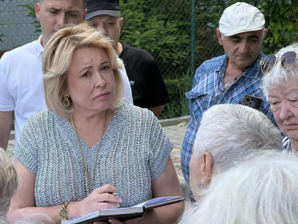 Янина Павленко: Выезд в Кореиз и встреча с жителями Янина Павленко: Выезд в Кореиз и встреча с жителями