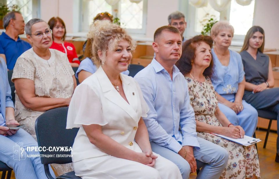 В Евпатории чествовали медицинских работников В Евпатории чествовали медицинских работников