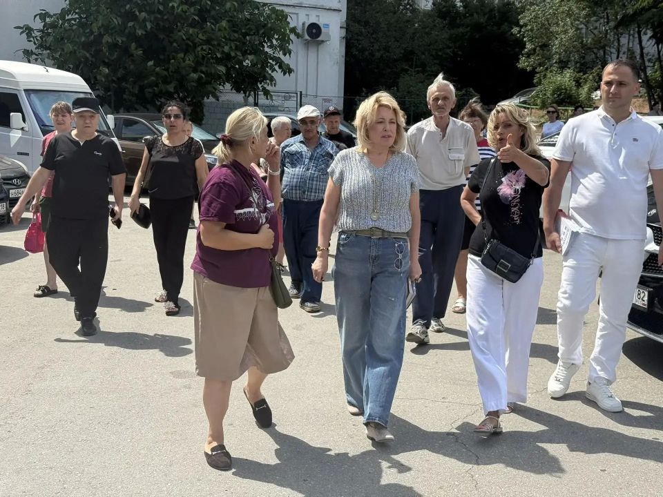 Янина Павленко: Выезд в Кореиз и встреча с жителями Янина Павленко: Выезд в Кореиз и встреча с жителями