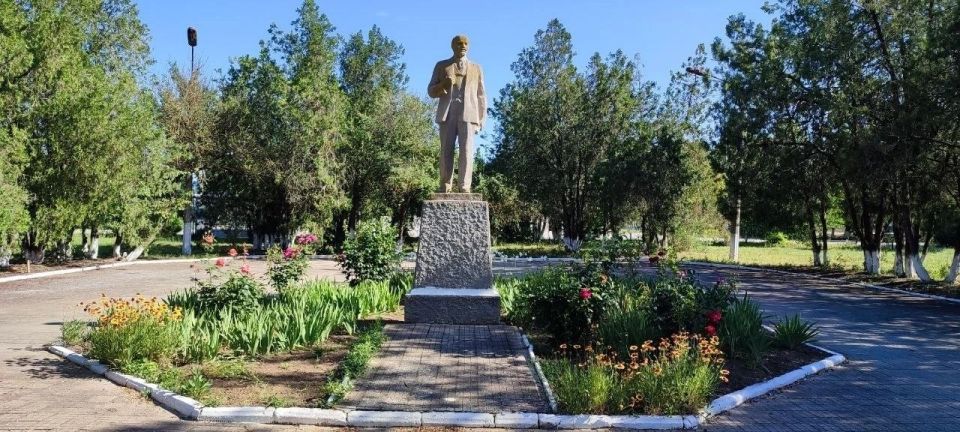 Александр Соколовский: С заботой о людях и родном крае: будни Стахановского сельского поселения Александр Соколовский: С заботой о людях и родном крае: будни Стахановского сельского поселения