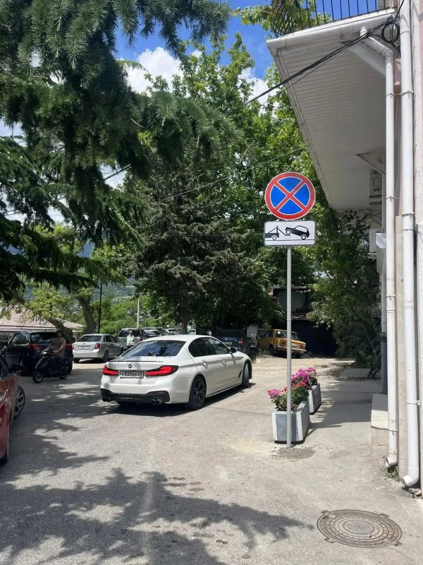 За кулисами чистоты и порядка За кулисами чистоты и порядка