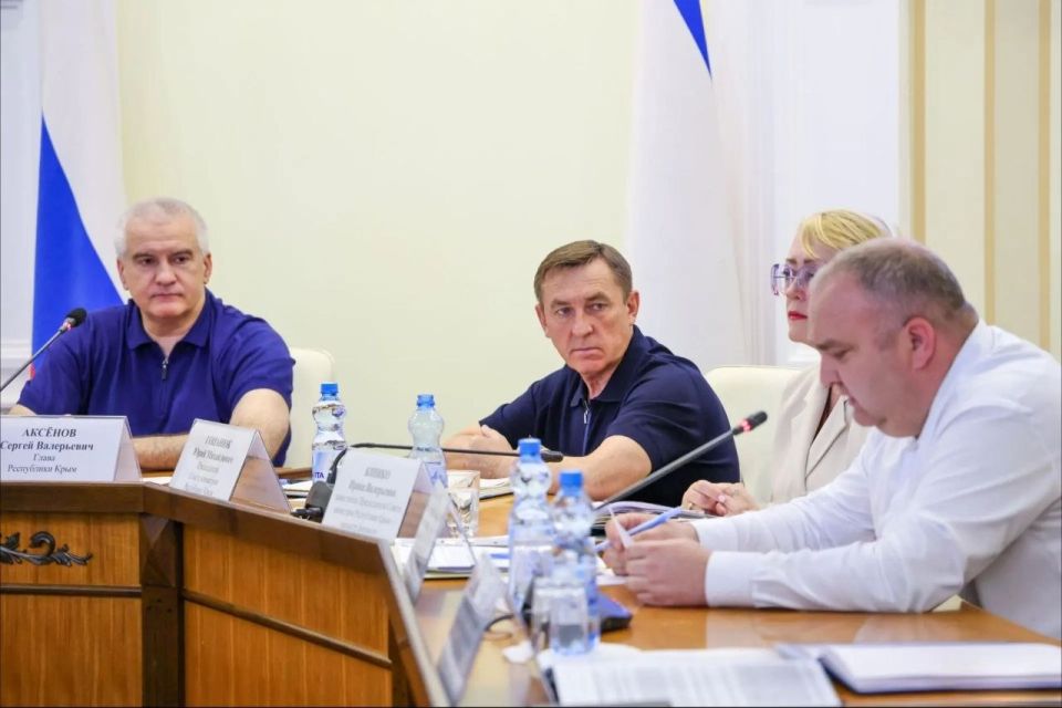Юрий Гоцанюк: Встреча с руководителями и представителями предприятий агропромышленного комплекса Крым позволила предметно обсудить состояние отрасли, приоритетные задачи на ближайшую и долгосрочную перспективу Юрий Гоцанюк: Встреча с руководителями и представителями предприятий агропромышленного комплекса Крым позволила предметно обсудить состояние отрасли, приоритетные задачи на ближайшую и долгосрочную перспективу