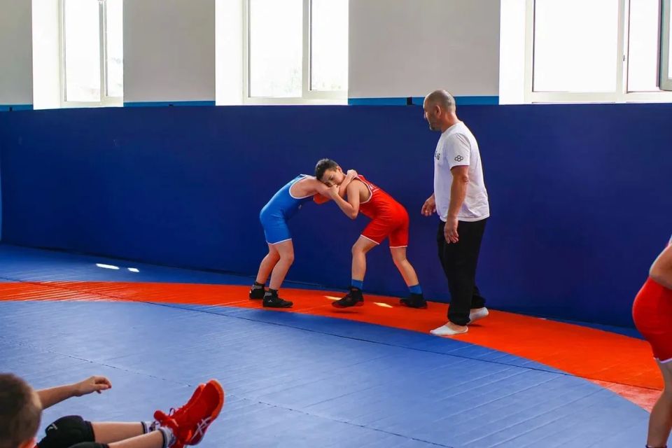 Константин Шимановский: В Форосе состоялось открытие зала спортивной борьбы, который находится в здании Территориального органа Константин Шимановский: В Форосе состоялось открытие зала спортивной борьбы, который находится в здании Территориального органа