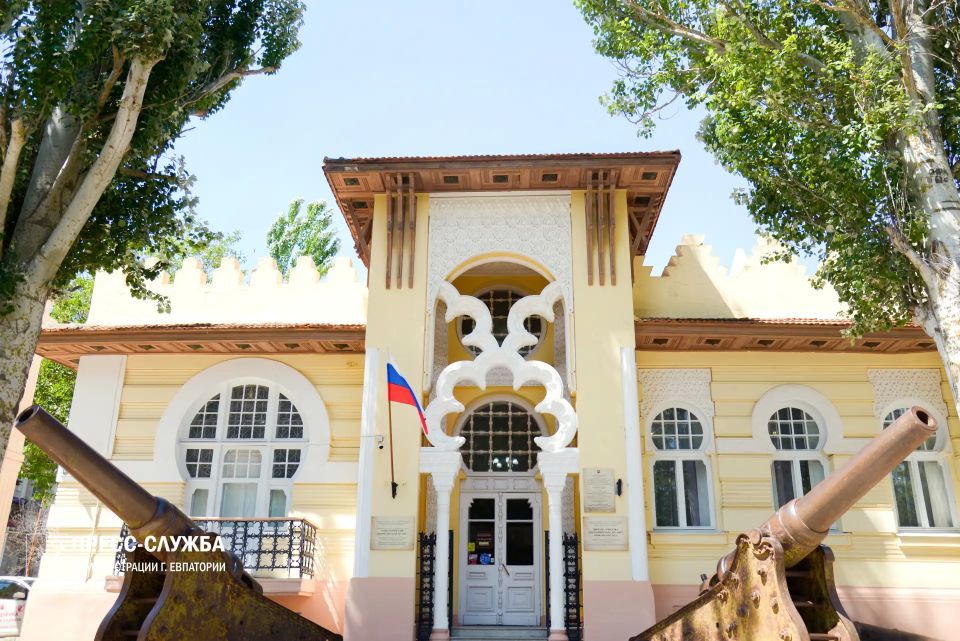 22 июня в Евпаторийском краеведческом музее состоится бесплатная тематическая экскурсия «И помнит мир спасенный…»