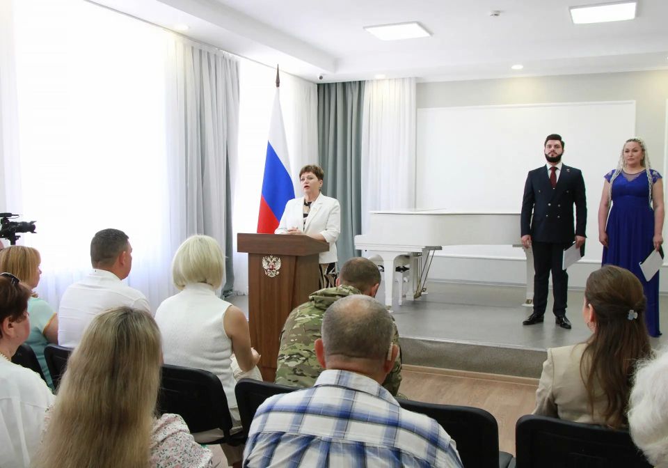 В Крымском университете культуры, искусств и туризма почтили память Героя России Владислава Дорохина