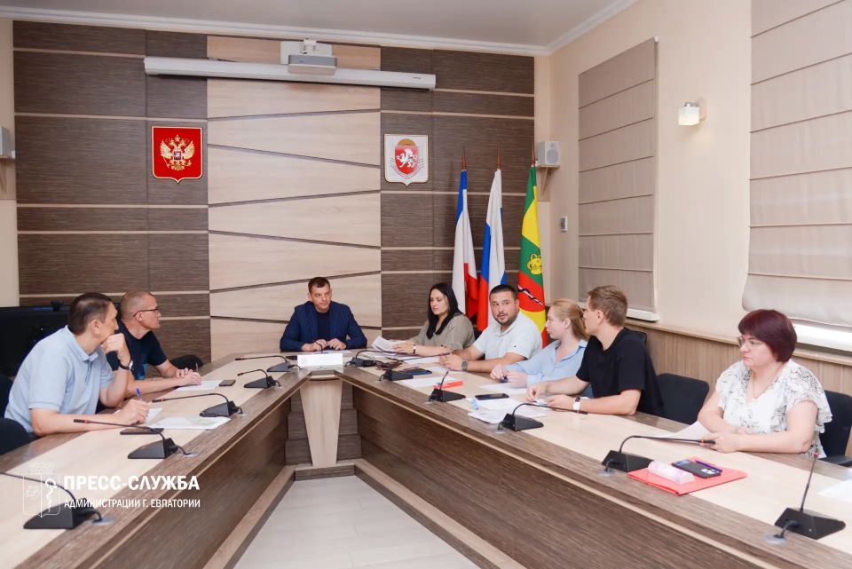 В Евпатории рассмотрели уведомления о выявлении самостроев В Евпатории рассмотрели уведомления о выявлении самостроев
