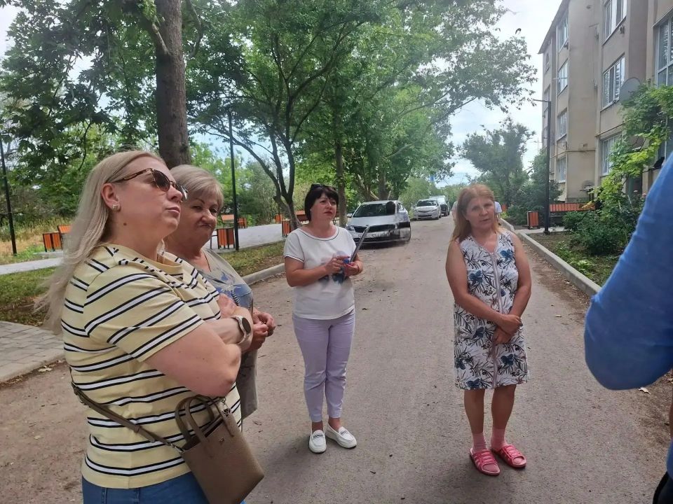 Укрепить диалог с жителями и совместно решить насущные вопросы — такова цель регулярных выездных встреч руководства Советского района Укрепить диалог с жителями и совместно решить насущные вопросы — такова цель регулярных выездных встреч руководства Советского района