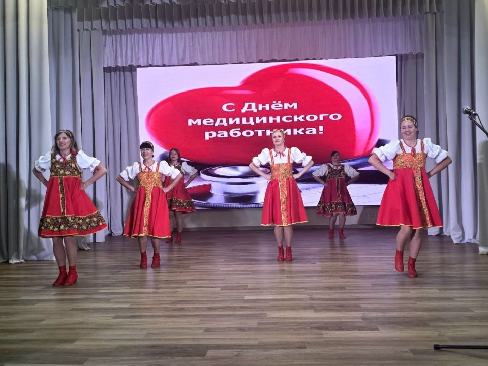 Александр Соколовский: В Первомайском районе прошёл праздничный концерт, посвящённый Дню медицинского работника! Александр Соколовский: В Первомайском районе прошёл праздничный концерт, посвящённый Дню медицинского работника!