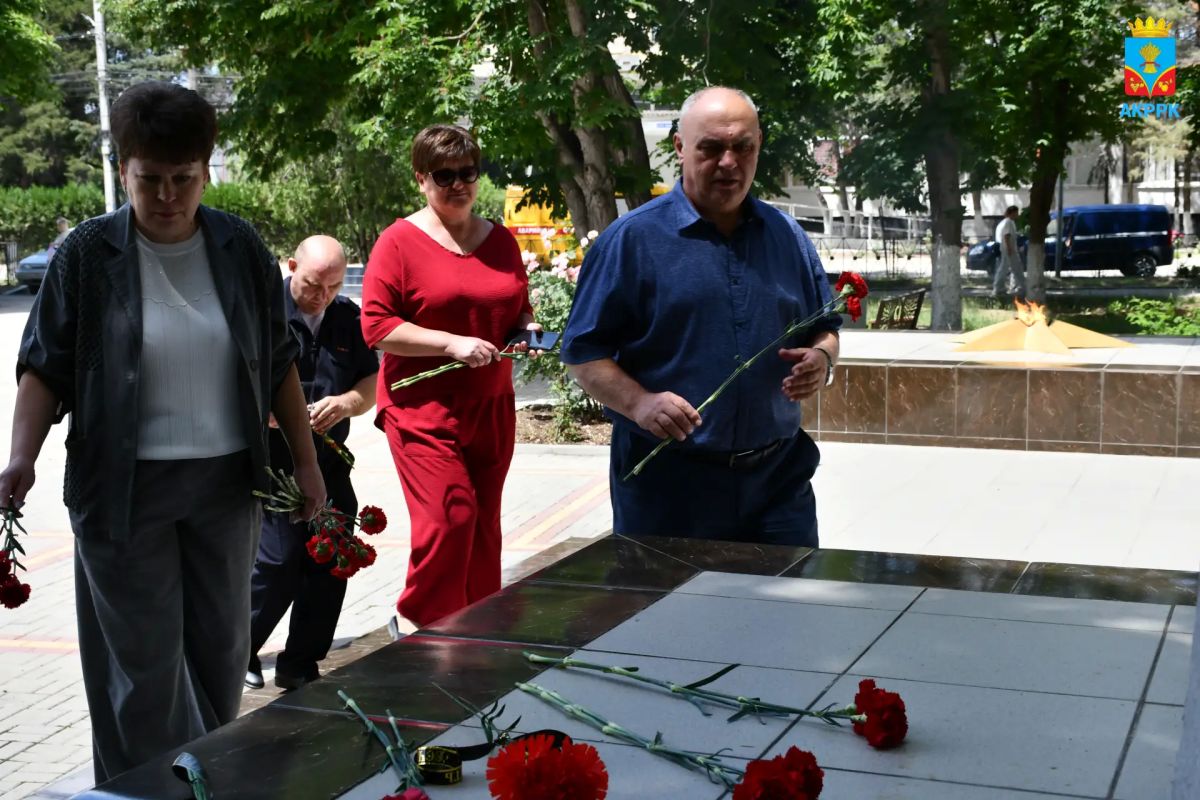 Сегодня, в День памяти и скорби отдали дань уважения тем, кто стоял на страже Родины в разные эпохи